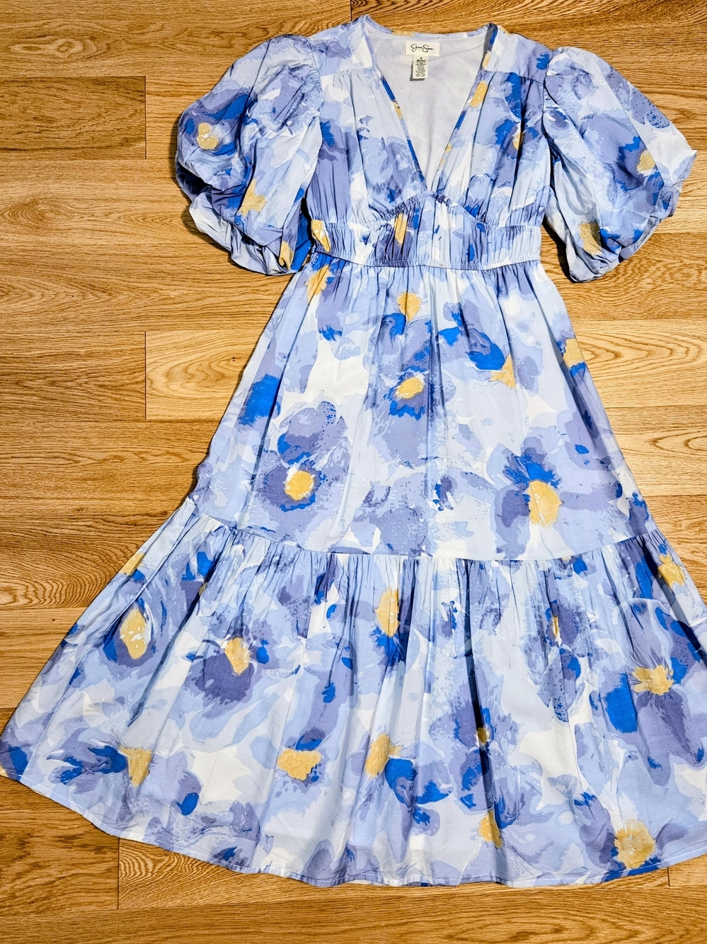 Jessica Simpson Light Blue and Yellow Puffed Sleeve V Neckline Elastic Waistband